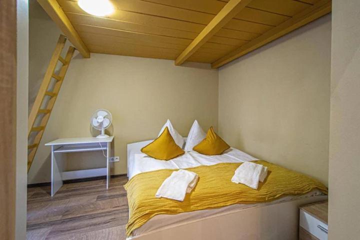Cozy Homestay At Prague Main Station Ngoại thất bức ảnh