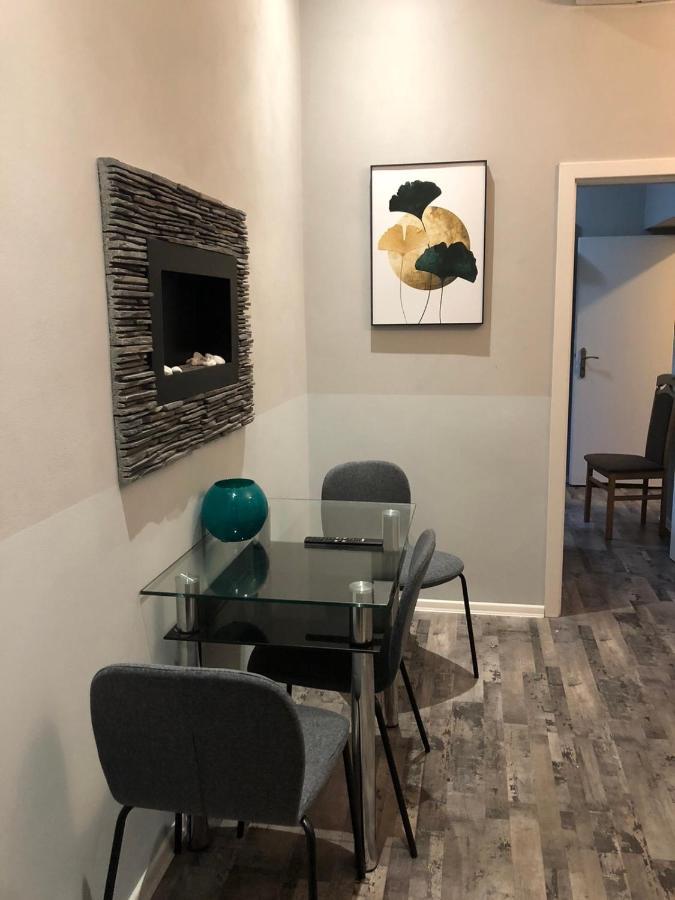 Cozy Homestay At Prague Main Station Ngoại thất bức ảnh