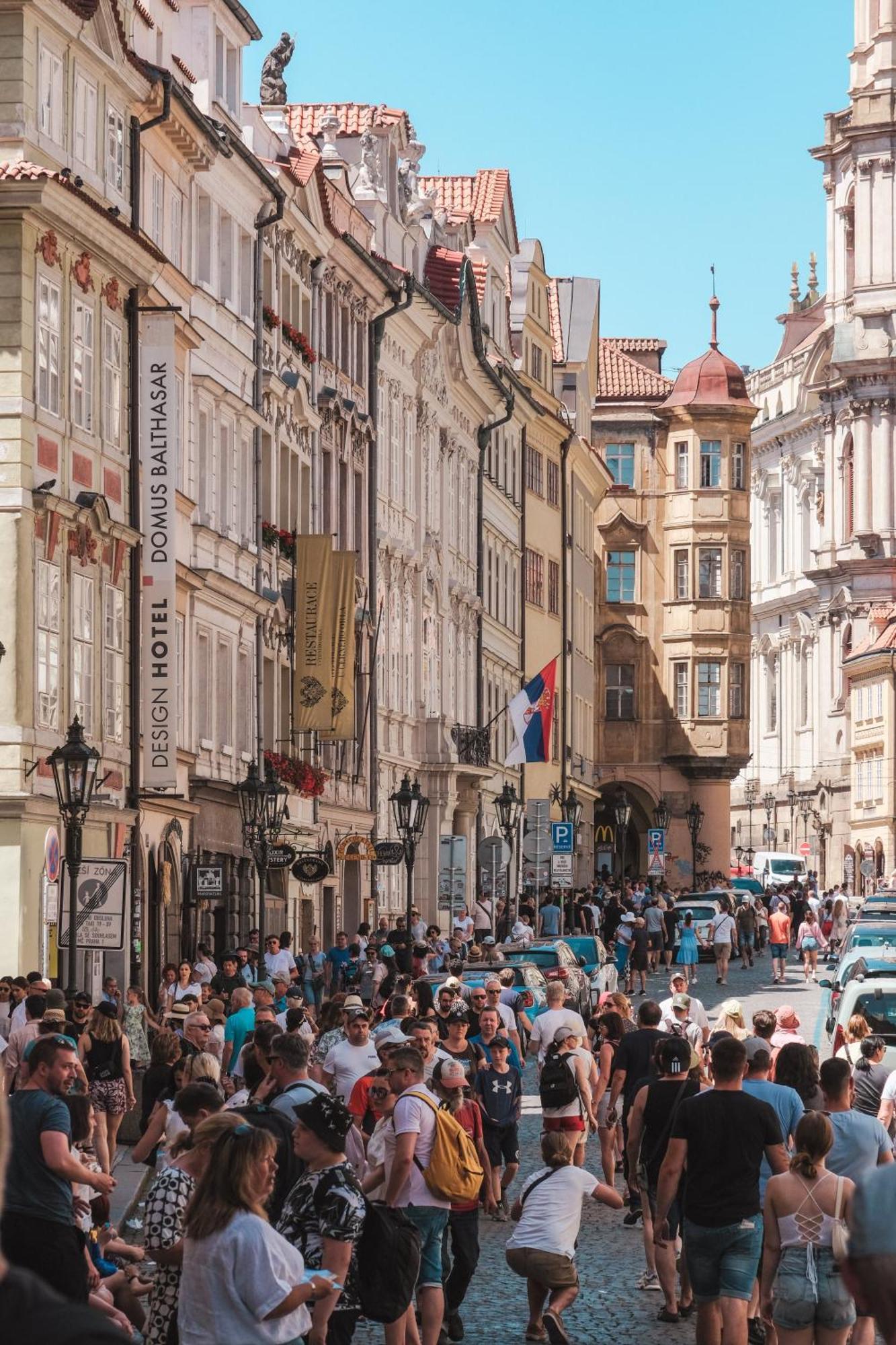 Cozy Homestay At Prague Main Station Ngoại thất bức ảnh