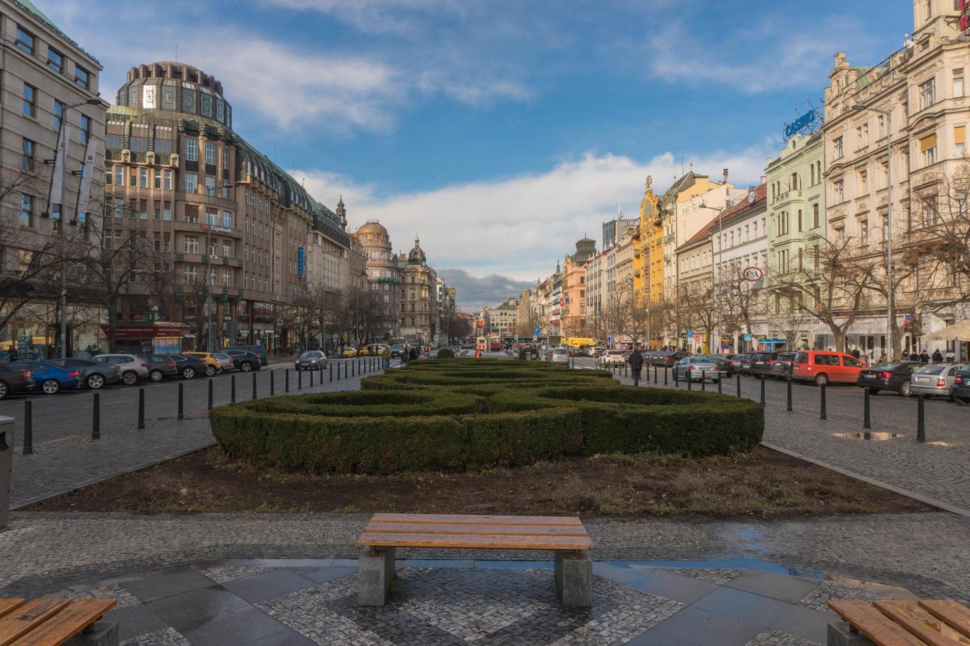 Cozy Homestay At Prague Main Station Ngoại thất bức ảnh